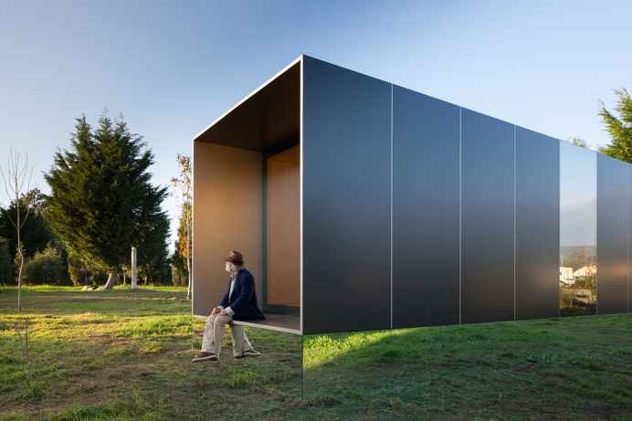 MIMA Light is a minimalist modular house showcased in Viana do Castelo, Portugal, created by MIMA Architects.