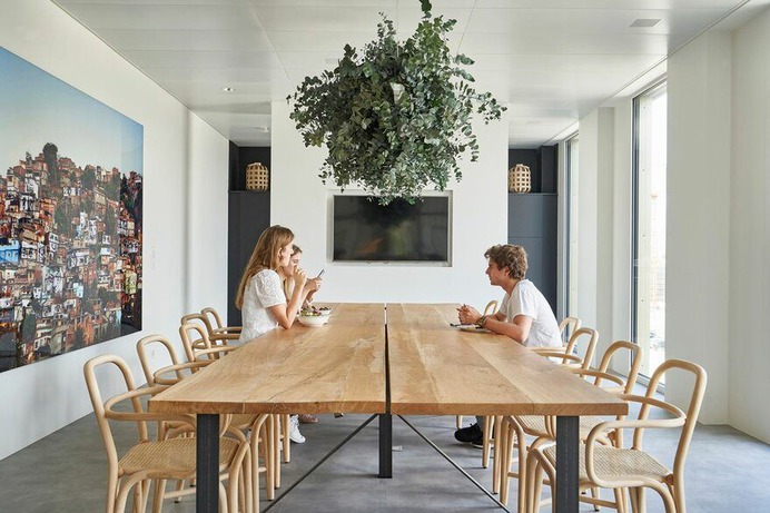 DLG New Creative Workspace in Geneva by Bloomint Design
