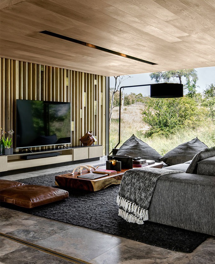80 Modern TV Wall Decor Ideas - InteriorZine - #tv #wall #livingroom #decor #design #furniture #interior