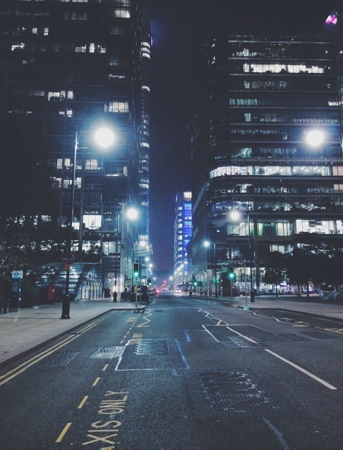Unsplash - Light - Night - Inspiration