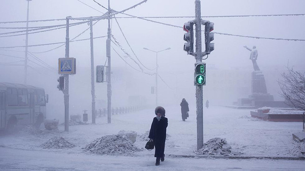 0amoschapple 008.jpg #cold #town #snow #photography #winter