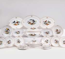 #Sets #Teasets #Porcelainsets #Antiqueplates #Plates #Wallplates #Figures #Porcelainfigurines #porcelain