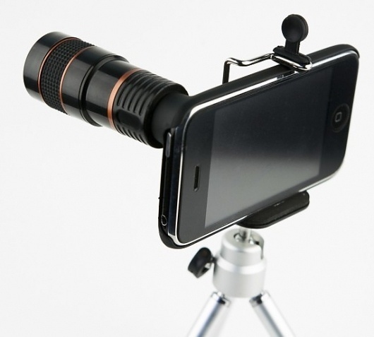PSFK » 8X Telephoto Lens For iPhone Unveiled #telephoto #iphone #lens