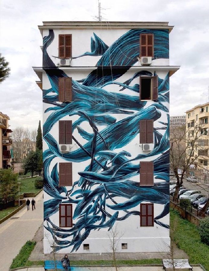 Street Artist Painted Murals of Wild Animals