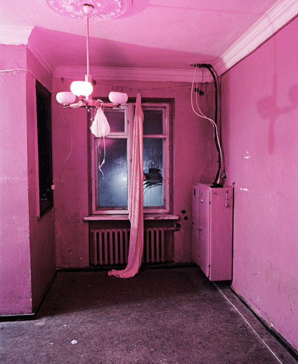 06_Andrew_Miksys_DISKO #pink #photo #disco #room