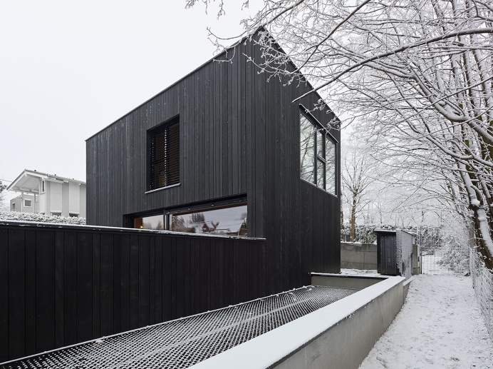 The Small Black by Pichler Architecture