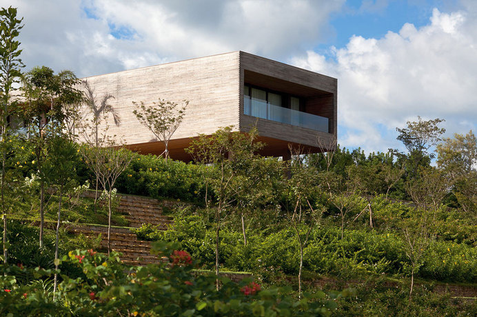 Volumetric Holiday Home in Brazil by Bernardes + Jacobsen Arquitetura #modern #home #architecture #holiday #brazil