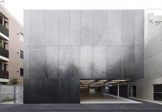 projects completed in 2008 by jun aoki & associates #jun #go #aokiassociates #building #architecture #minimal #lot #parking #sees #hiroo
