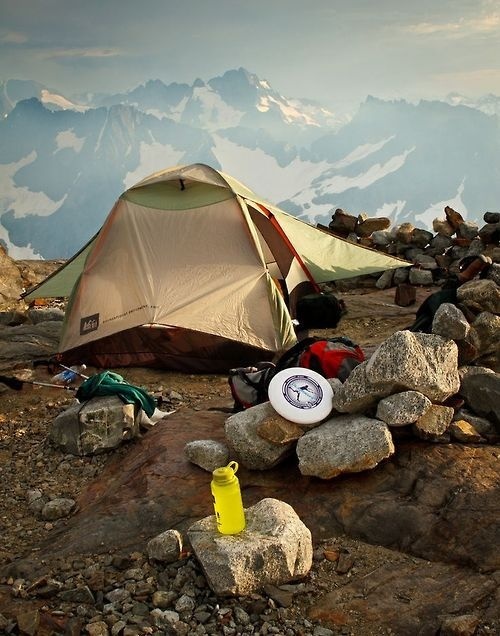 tumblr_n0owioioRx1sfaftvo1_500.jpg 500×636 pixels #freedom #mountain #tent