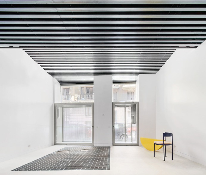 Casa A12 by Lucas y Hernández-Gil