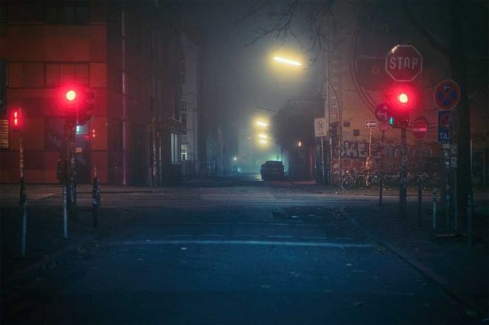 What The Fog? Moody and Mystery Street Photography by Mark Broyer