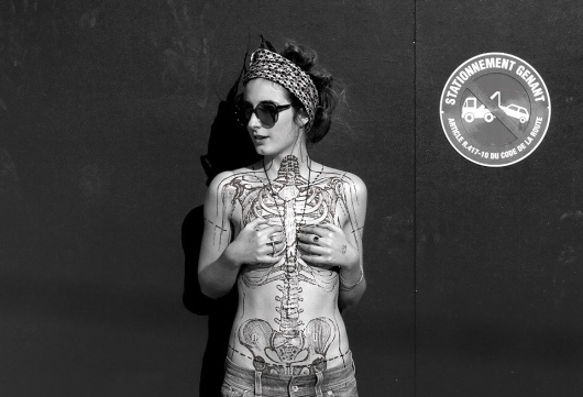 Communication Globale Anti-dressing - Design Graphique Kamille #kamille #antidressing #dorival #camilledorival #kamillepitures #lesgourg #fashion #camille