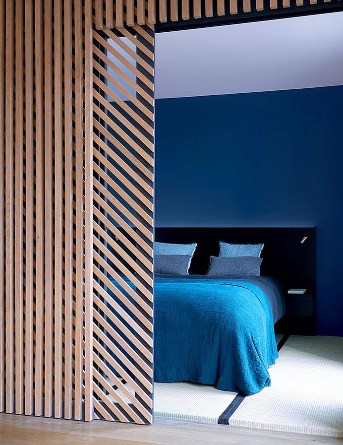 22 Ideas to Hide a Guest Bed - InteriorZine