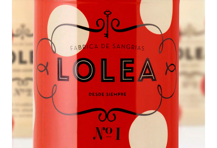 #packaging #identity #Lolea #sangria #red #white #polkadot