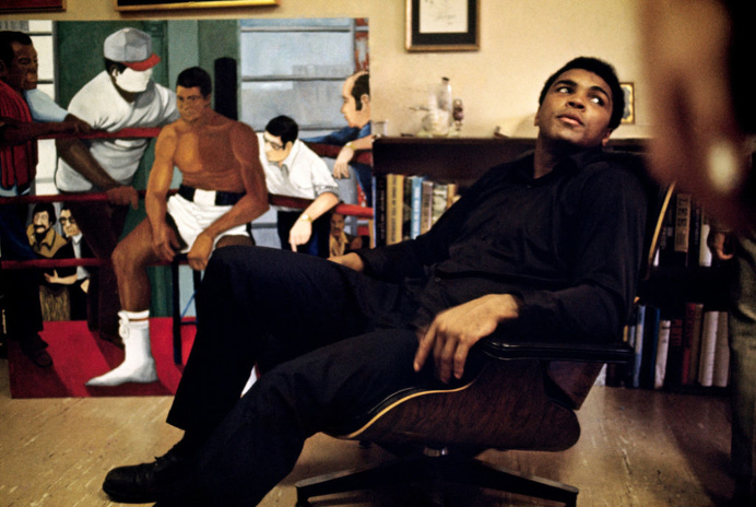 USA. Philadelphia, Pennsylvania. 1970. Muhammad ALI at home.