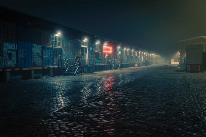 What The Fog? Moody and Mystery Street Photography by Mark Broyer