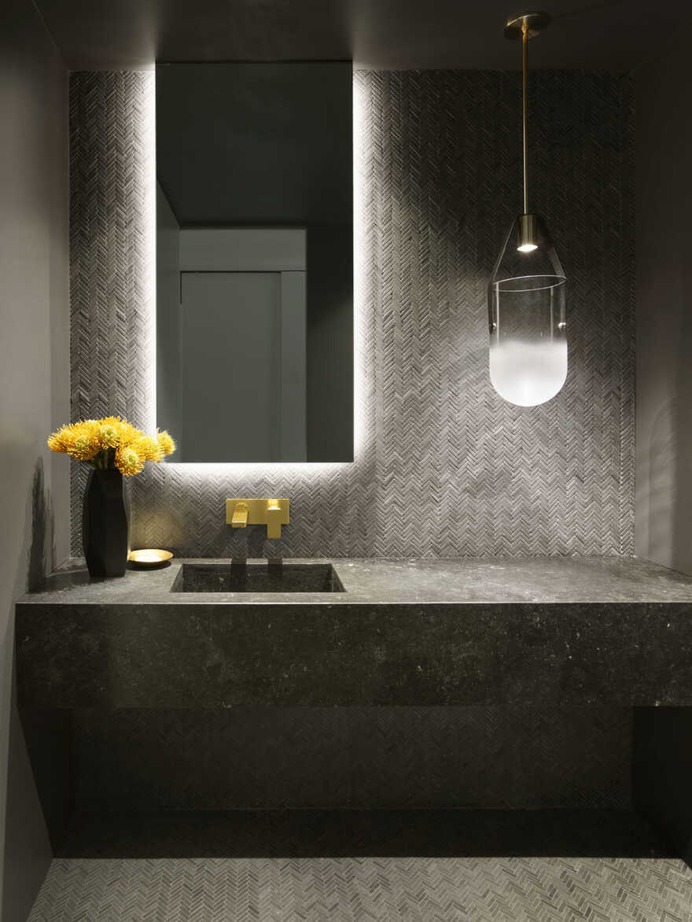bathroom / Assembledge+