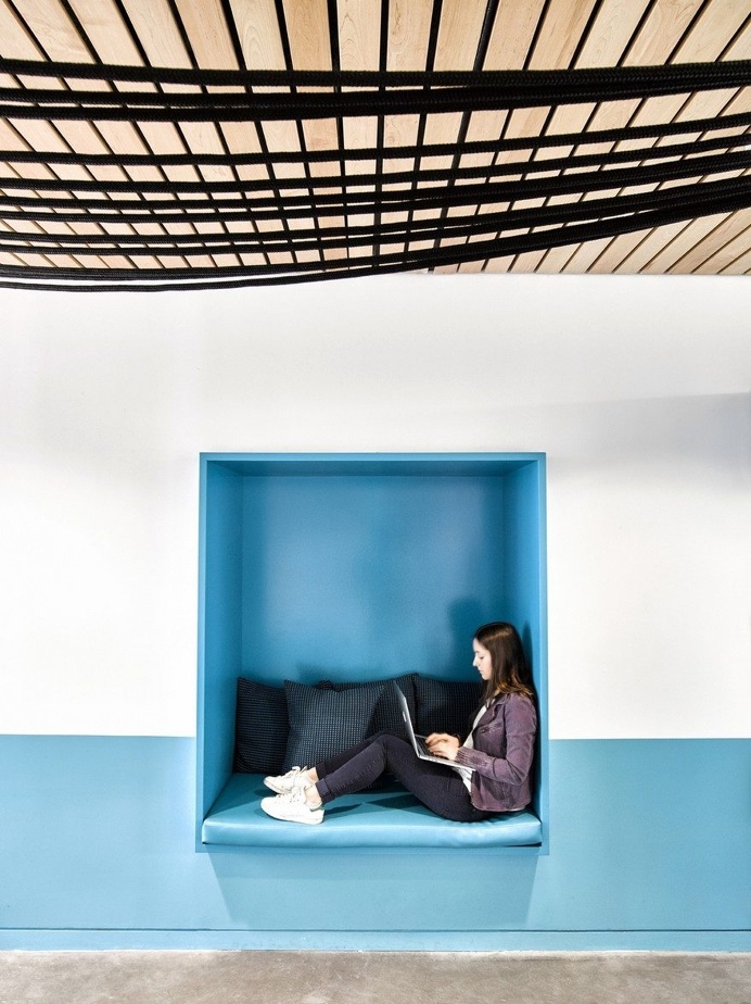 Fresh and Dynamic Workspace for Barrows Advertising in SoHo, New York City 1