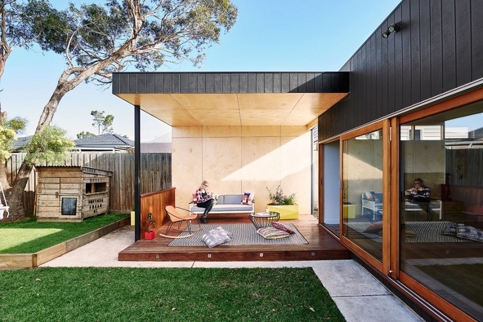 Vista House Designed For A Young Family