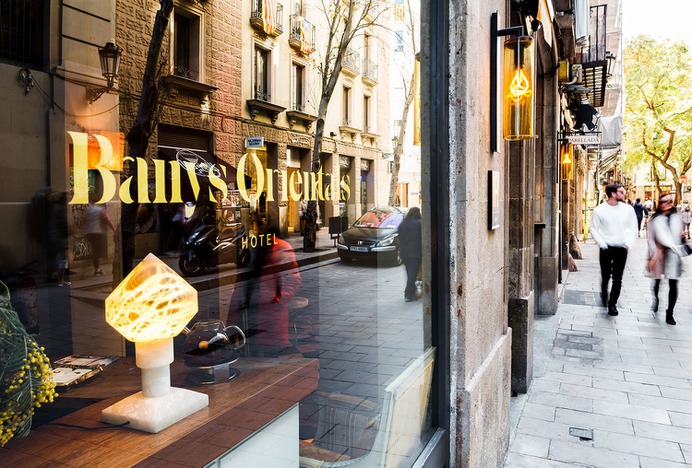 Parellada Branding - Mindsparkle Mag Requena Office designed this beautiful branding for Parelleada. #logo #packaging #identity #branding #design #color #photography #graphic #design #gallery #blog #project #mindsparkle #mag #beautiful #portfolio #designer