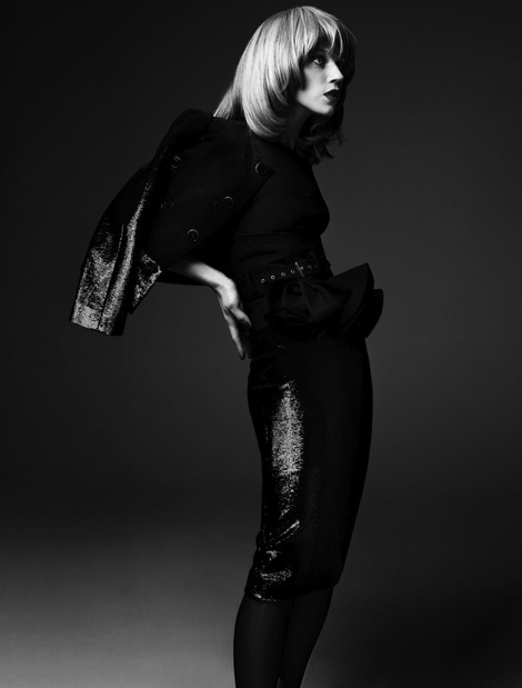 Masha Novoselova for French Revue de Modes #fashion #model #photography #girl