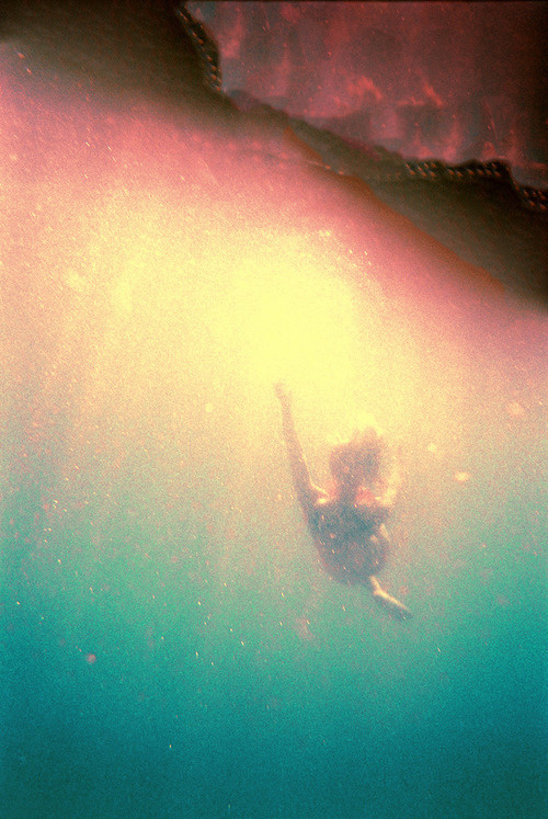 Stop Breathin' #water #photo #swim #rainbow #light #underwater