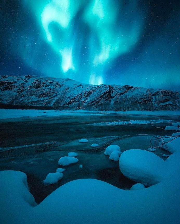 Spectacular Aurora Borealis in Norway by Tor-Ivar Næss