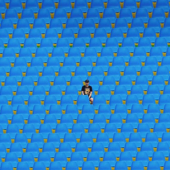 Creative, Colorful and Minimalist Street Photos by Andhika Ramadhian