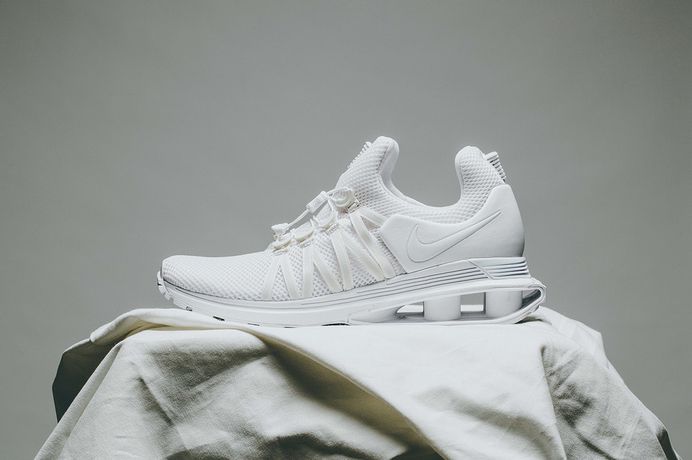 Nike Shox Gravity Triple White Colorway Clean Monochrome Invincible how to buy cop purchase sneakers trainer 2000s footwear style