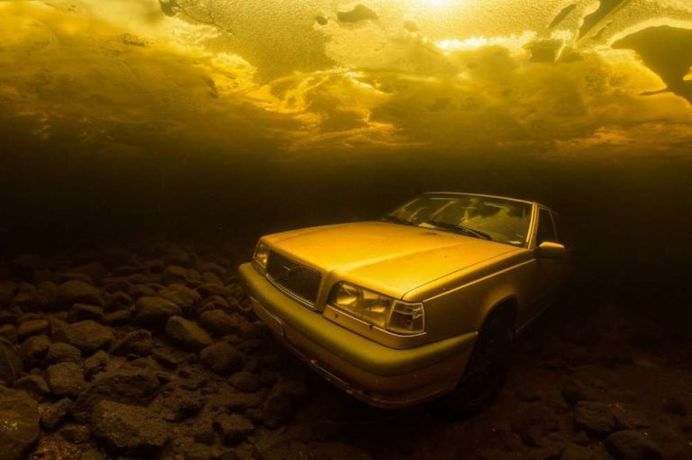 Unusually Parked Car by Pekka Tuuri, Finland