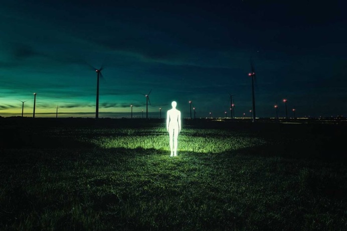 Homolux: Severin Ettlin Emulates the Mystery of Light