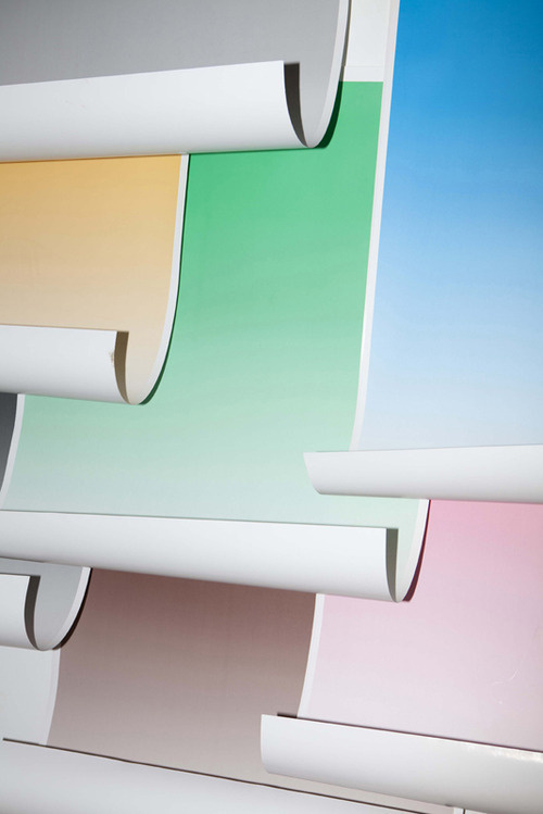 iamawalkingcontradiction:Bea di Giacomo #gradient