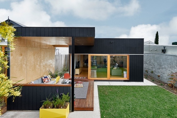 Vista House Designed For A Young Family