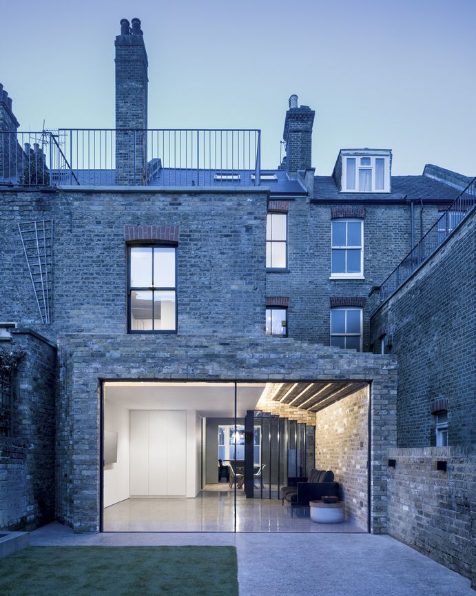 Step by Bureau de Change Architects