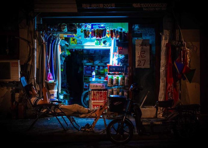 NightShift: Stunning Street Scenes of Shanghai at Night by Florian Mueller