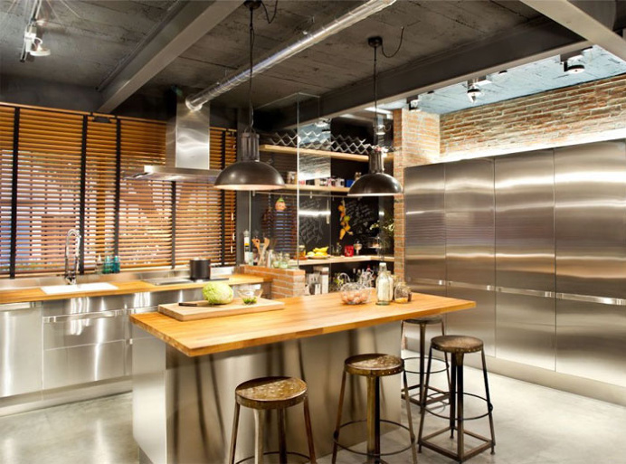 Industrial Loft Space With Fresh Green Decor - #decor, #interior, #homedecor,