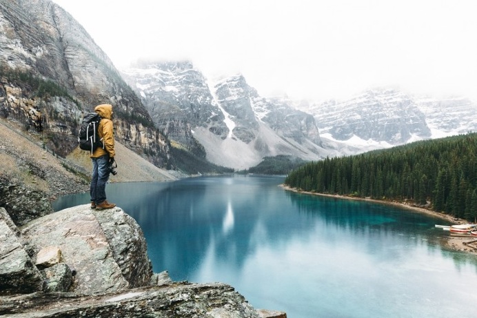 Moraine Lake, Alberta by Rishad Daroowala