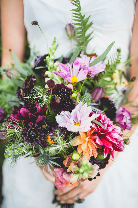 http://www.100layercake.com/blog/wp-content/uploads/2014/10/Frida-Kahlo-day-of-the-dead-wedding-inspiration-11.jpg