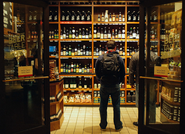 Beers ParadiseSource: http://labeautedenewyork.tumblr.com/ #beer #gare #cityscape #photography #central #york #nyc #new