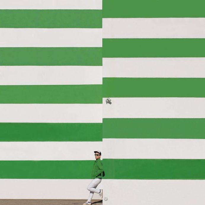 Yener Torun Captures Minimal and Vibrantly Coloured Walls and Buildings