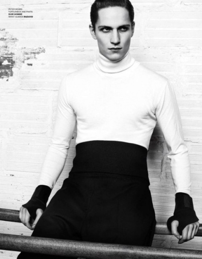 Russian Carpet: Daily inspiration, trends, mood board. Architecture, art, design, fashion, photography. #inspiration #moodboard #russian #poise #photography #men #carpet #fashion