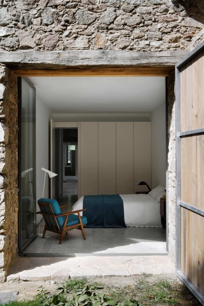 Abandoned Stable Converted into a Family Home