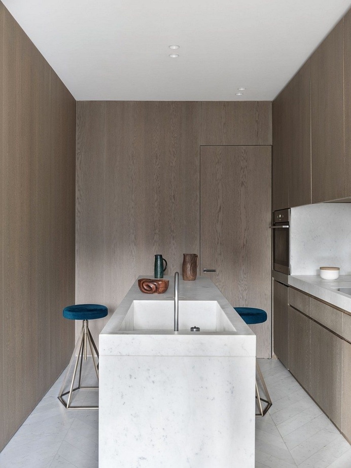 JR Apartment by Nicolas Schuybroek Architects 6