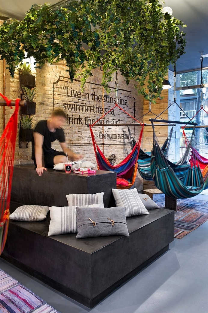 Hammock, Vegan Hang Out Project in Barcelona / Eque y Seta