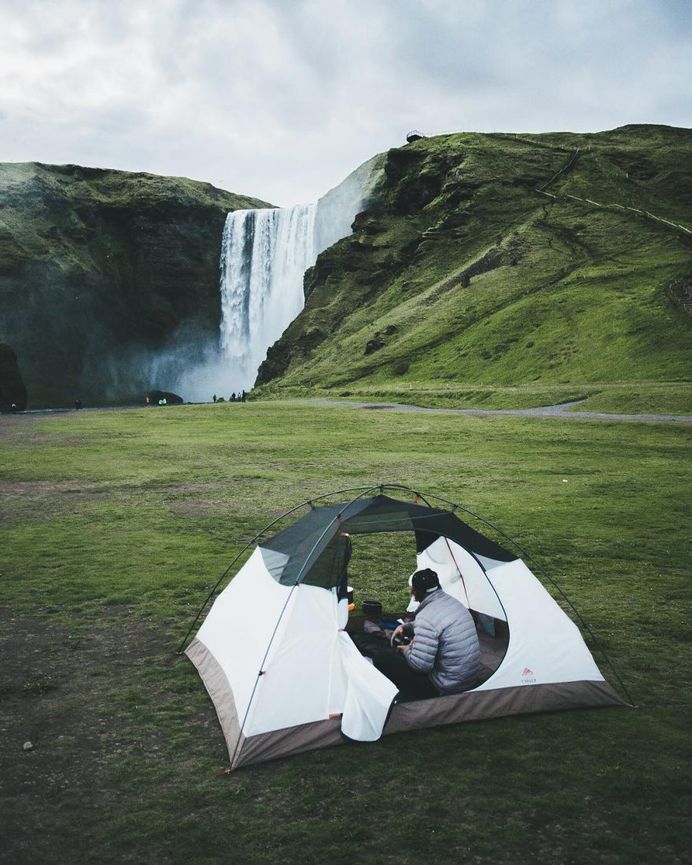 Stunning Lifestyle and Adventure Instagrams by Alex Broadstock