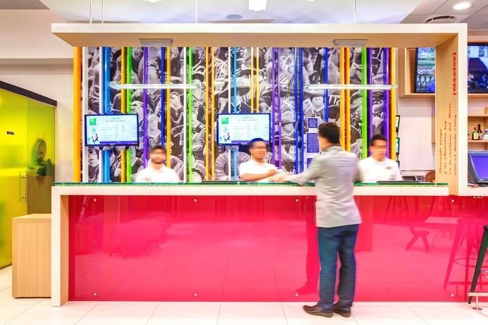 Ibis Style Mexico by Trazo Entredos Arquitectos - www.homeworlddesign. com (5) #hotel #design