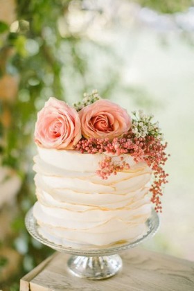 Here Are The Top 8 Wedding Cake Trends Of 2016 - floral cakes