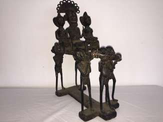 King sedan-chair, WITH 5 STRAPS, Bronze (lost Form), Cameroon (big country people Bamum) to 1850