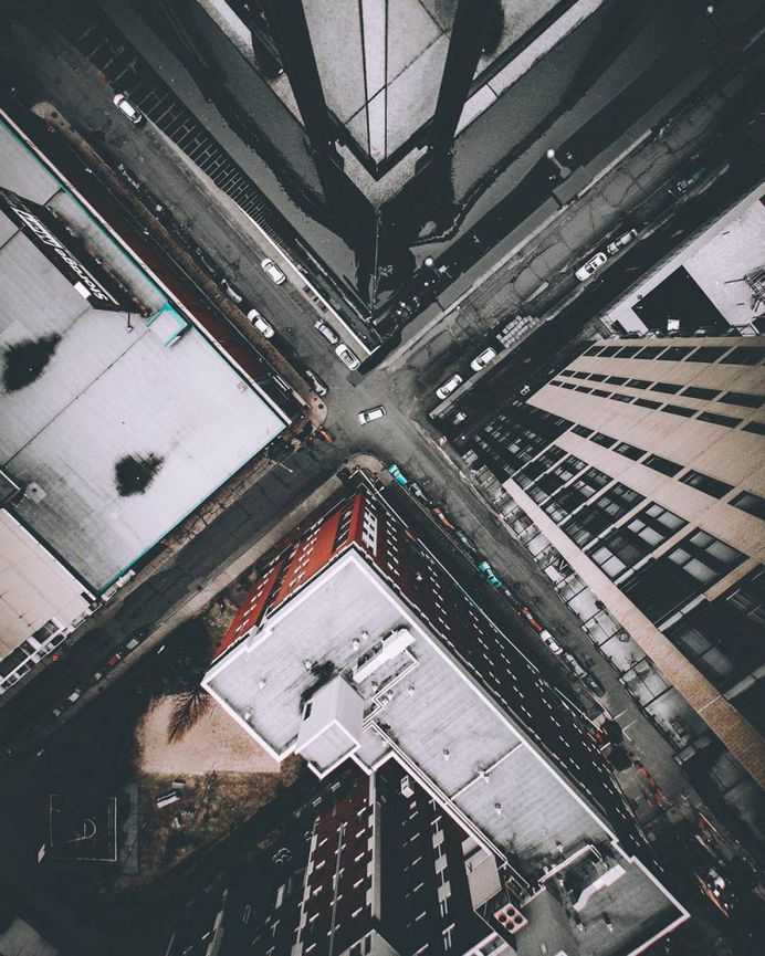 Stunning Urban Instagrams of Montreal by Charles Ouimet