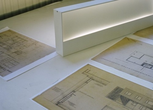 tumblr_lra7lnrwsB1qz818do1_500.png 500×360 pixels #lamp #white #alvar #desk #aalto #artek